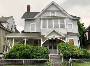 38 Berkeley St, Springfield, MA 01109