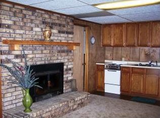 E2047 Waletta Dr, Waupaca, WI 54981