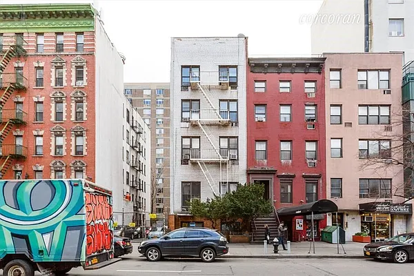 Rented by Corcoran | media 11