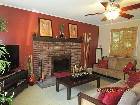 2nd image of 5 Briarwood Cres