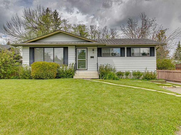 146 S Oakmoor Pl SW, Calgary, AB T2V 4A3