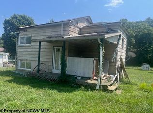 2642 Jamison Rd, Fairview, WV 26570