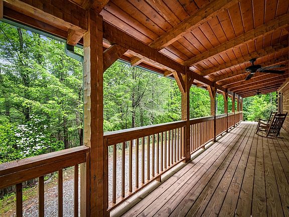 63rd image of 66 Windy Hill Dr