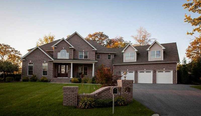 1st image of 225 Marjoram Dr
