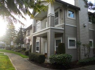 1720 Kennedy Pl, Dupont, WA 98327