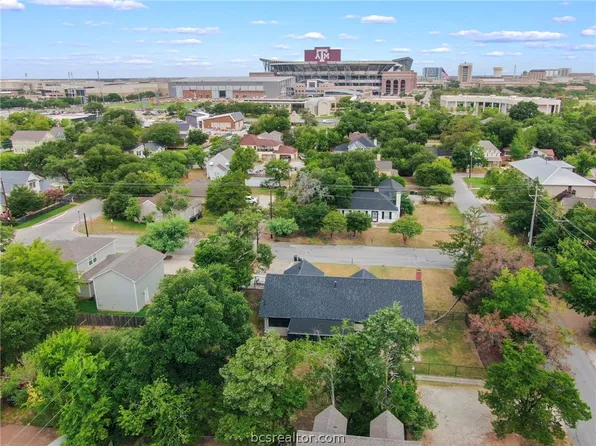 502 Kerry St, College Station, TX 77840