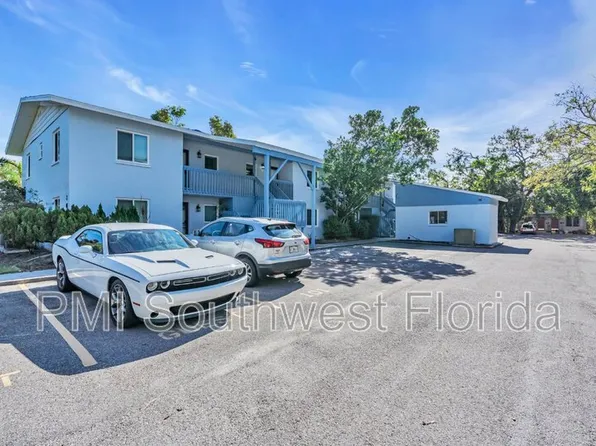 1670 Laurel St APT 202, Sarasota, FL 34236