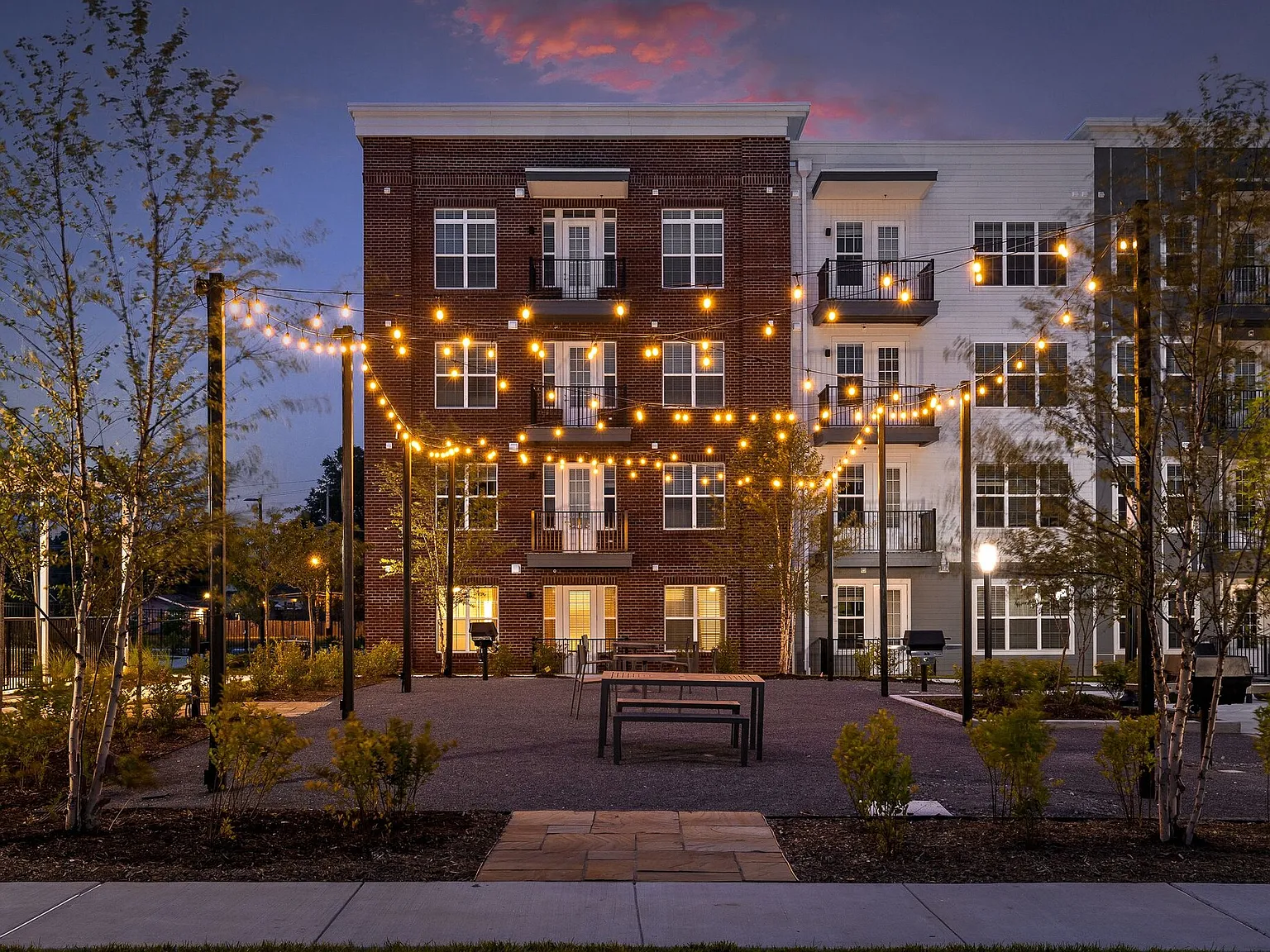Borough 33 Apartments — Photo 2