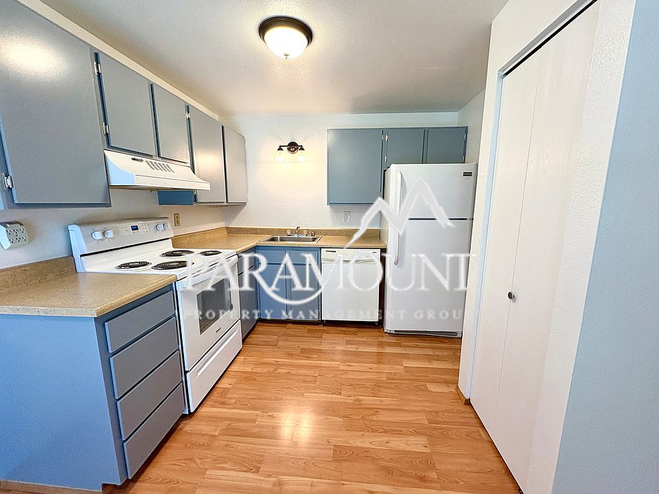 1st image of 575 6th Ave APT 1