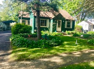 250 Weaver Dr, Cary, IL