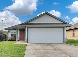 1112 Cottage Grove Cir, Bryan, TX 77801