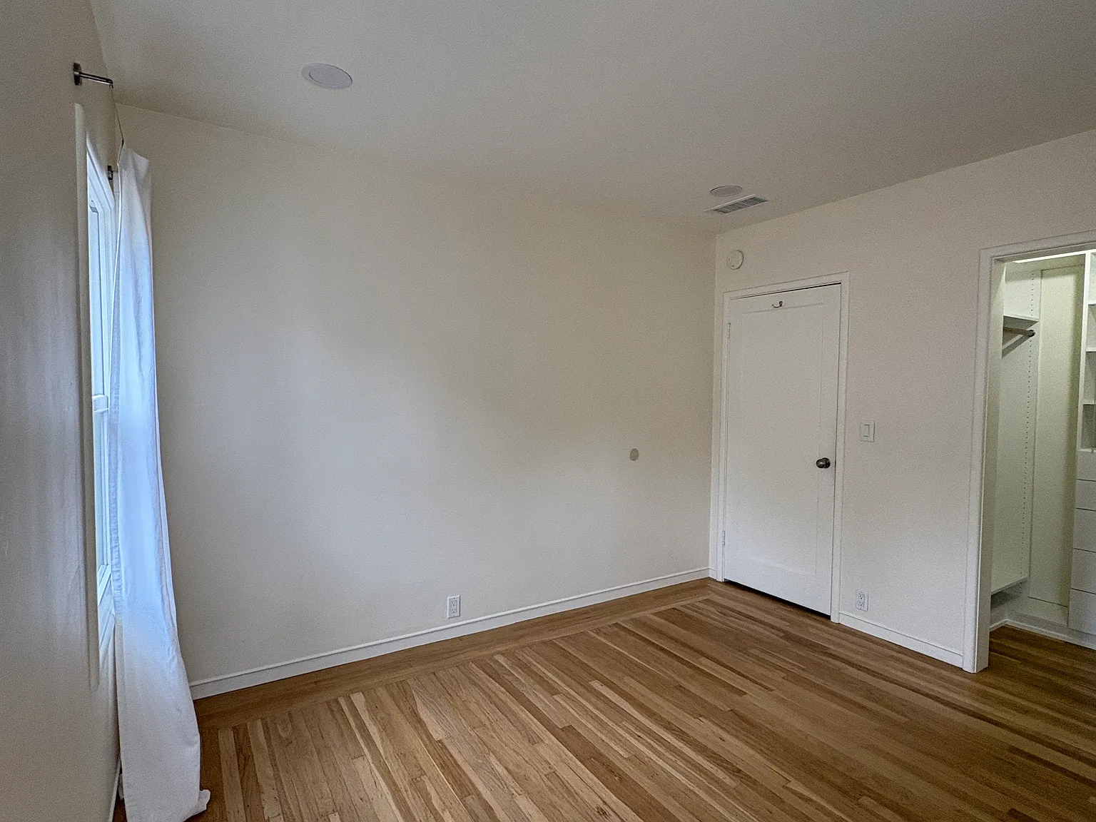Danbury St, Oakland — Photo 2