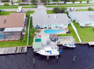 1549 SW Dyer Point Rd, Palm City, FL 34990