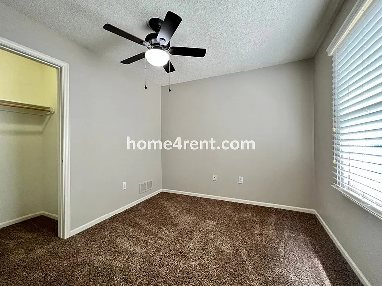 14068 W 147th Pl — Photo 40