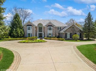 30 Rue Foret, Lake Forest, IL 60045