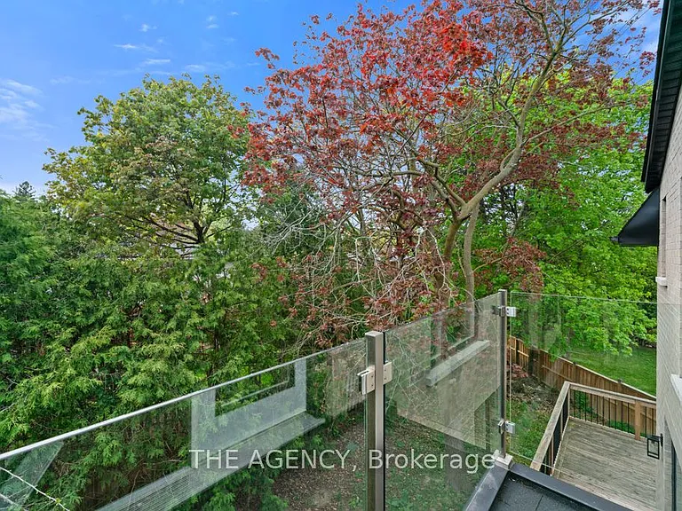 8 Frivick Ct — Photo 30