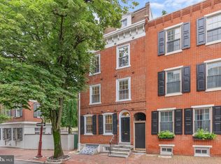 202 Spruce St, Philadelphia, PA 19106