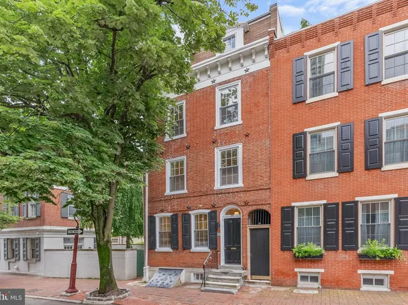 202 Spruce St, Philadelphia, PA 19106