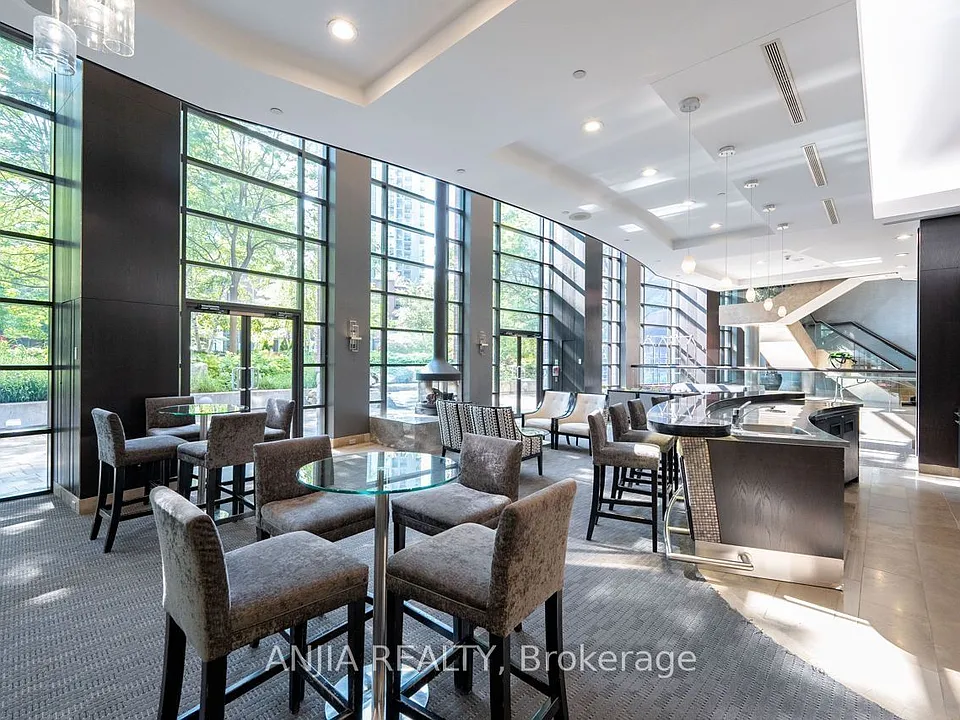 33 Sheppard Ave E #2010