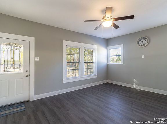 3rd image of 229 Hot Wells Blvd