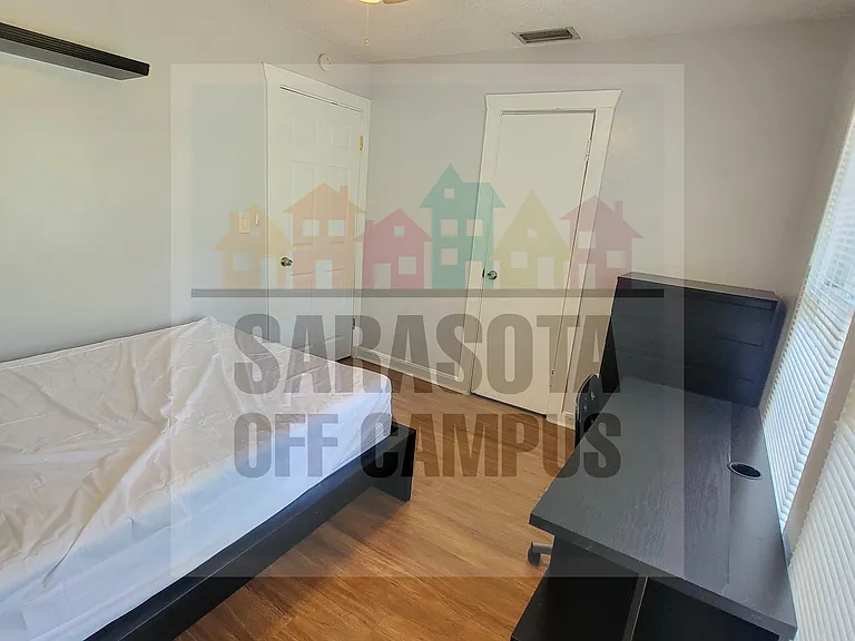 3600 Old Bradenton Rd #B — Photo 34