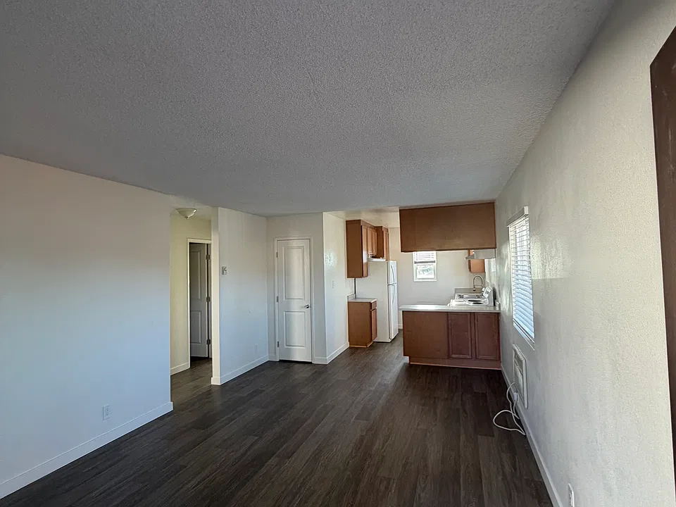 12602 Julian Ave #C