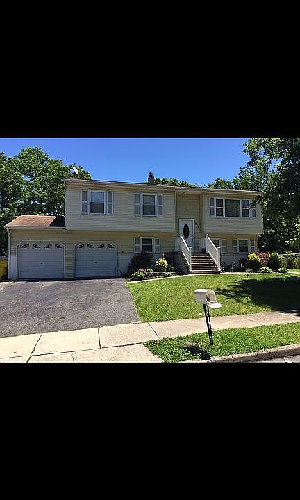 1st image of 1019 Morris Ave
