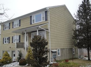 26 Oxford Rd, Wharton, NJ 07885