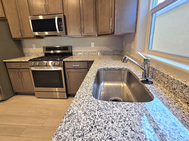 5321 Palomino Ranch Point — Photo 4