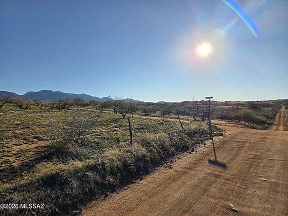 3rd image of W Canary Springs Rd