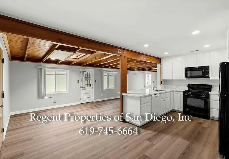959 Granger St — Photo 3