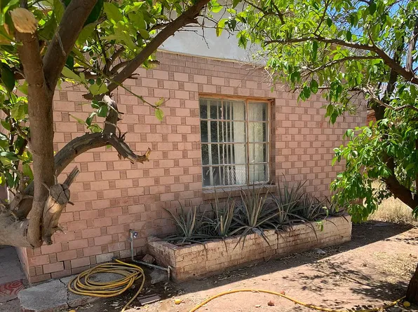 2929 E Willetta St, Phoenix, AZ 85008