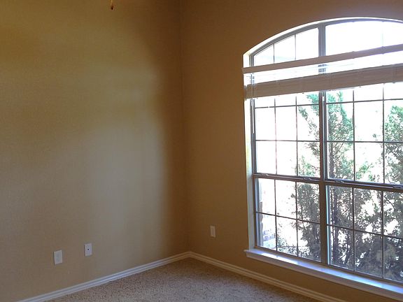 Office/ 4th Bedroom