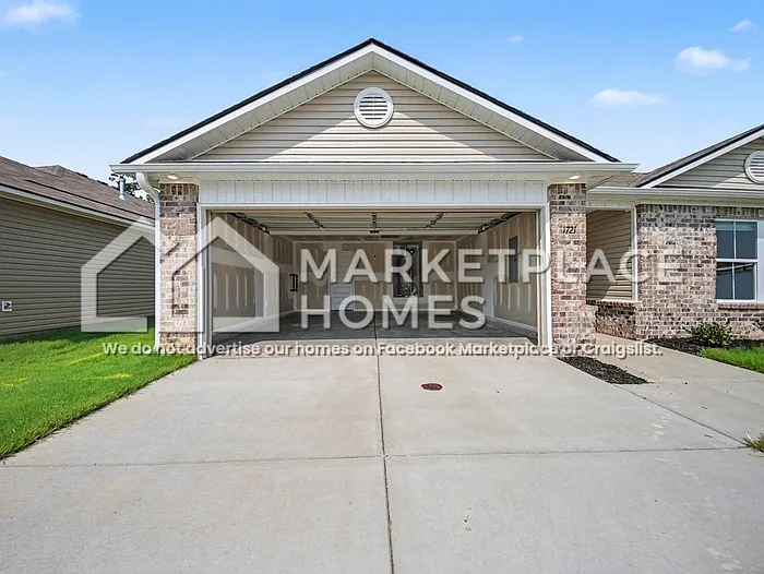 3 bed, 2.0 bath, 1355 sqft, $1,595 — Photo 4