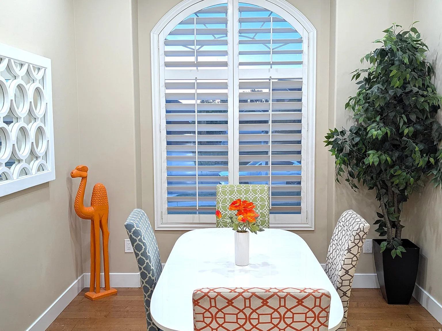 5 bed, 3127 sqft, $3,595 — Photo 4