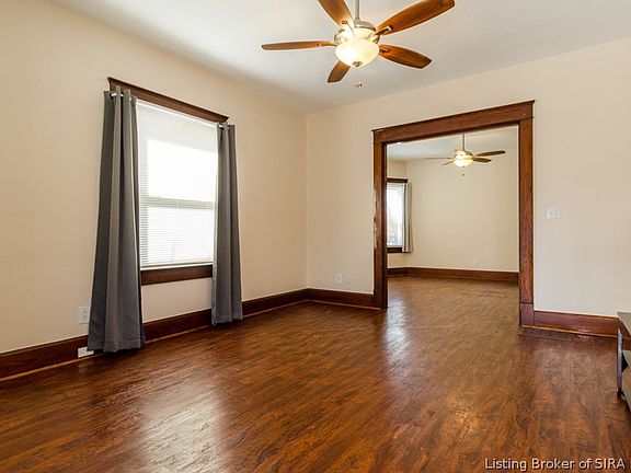 3rd image of 131 Olive Avenue