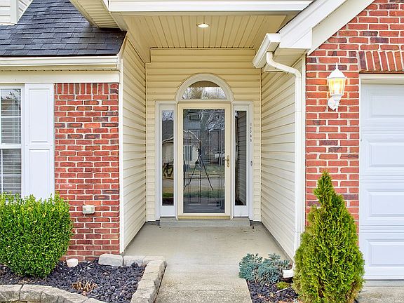 2nd image of 11203 Woodridge Lake Way