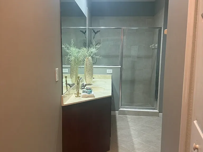 455 La Travesia Flora St #202 — Photo 15