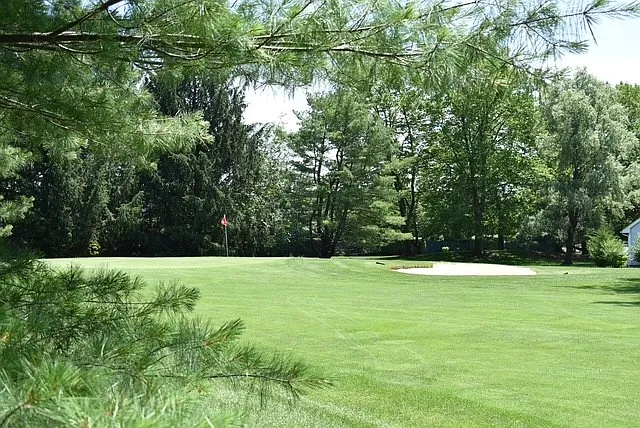 2 bed, 1.5 bath, 1300 sqft, $3,300 — Photo 4