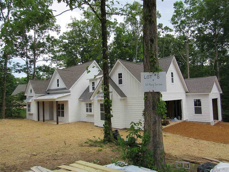 2nd image of 140 Rising Sun Dr