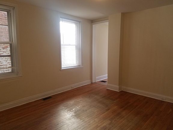3rd image of 941 N Orianna St