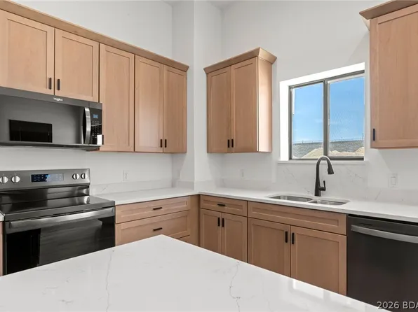 100 Blue Heron Hill Ln #220, Lake Ozark, MO 65049