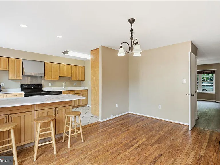 6168 Forest Creek Ct — Photo 8