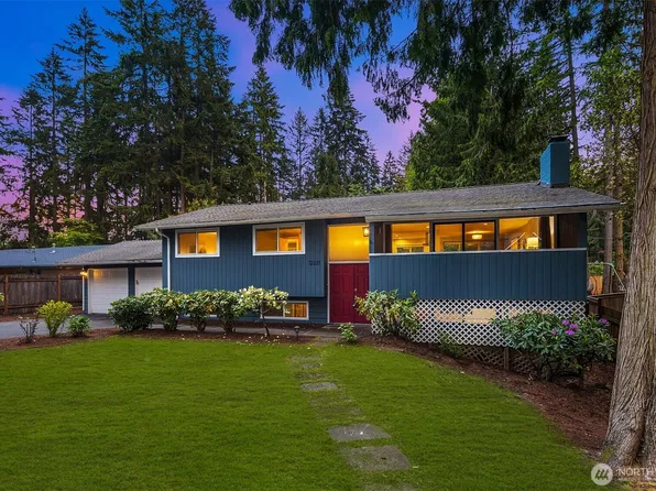 12221 NE 61st Street, Kirkland, WA 98033
