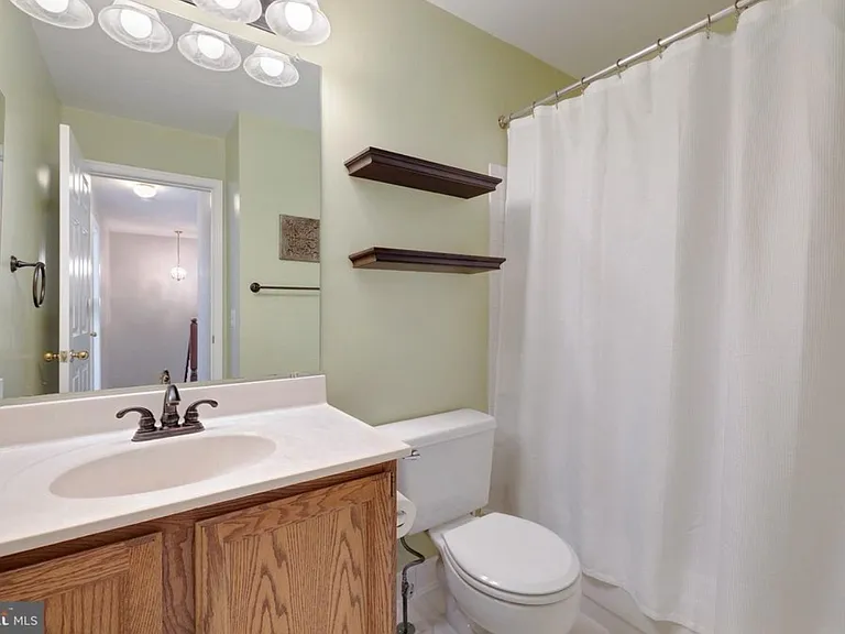 8009 Silver Fox Dr #BASEMENT — Photo 4