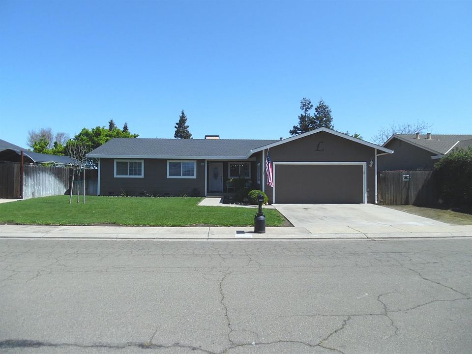 2nd image of 3604 Romie Way