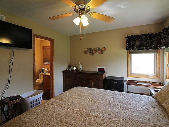 5th image of 3103 Foxfire Dr