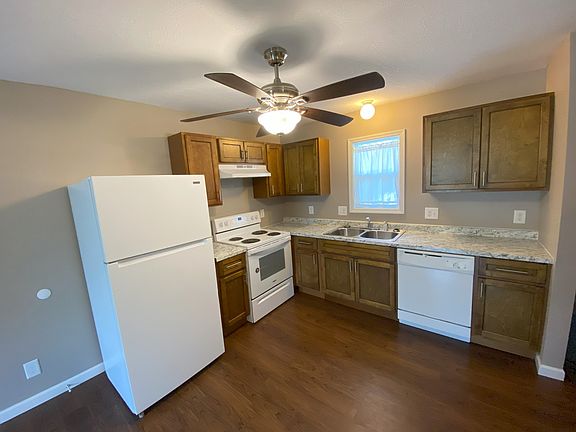 121 Warrior - Kitchen