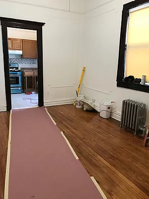 Rented by Universal Realty Group | media 10