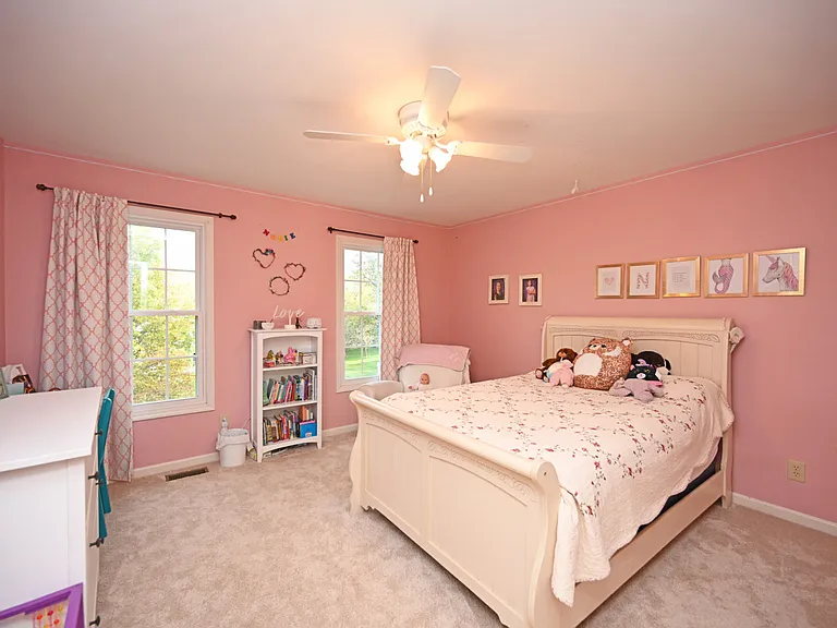 Second bedroom